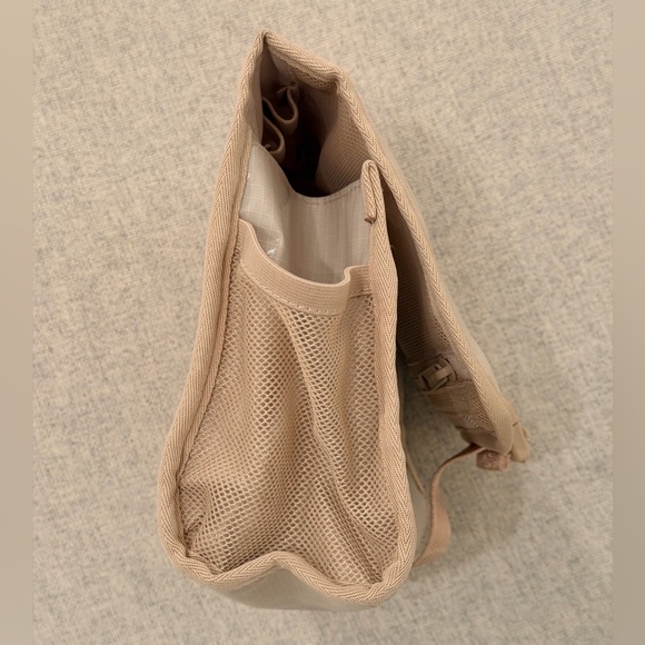 Calpak Terra Hanging Toiletry Bag - Picture 13 of 15